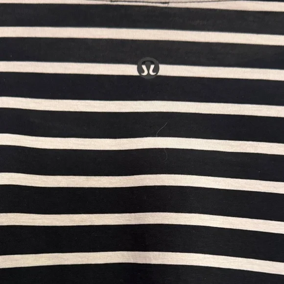 Lululemon Back in Action Long Sleeve Top - Picture 5 of 5